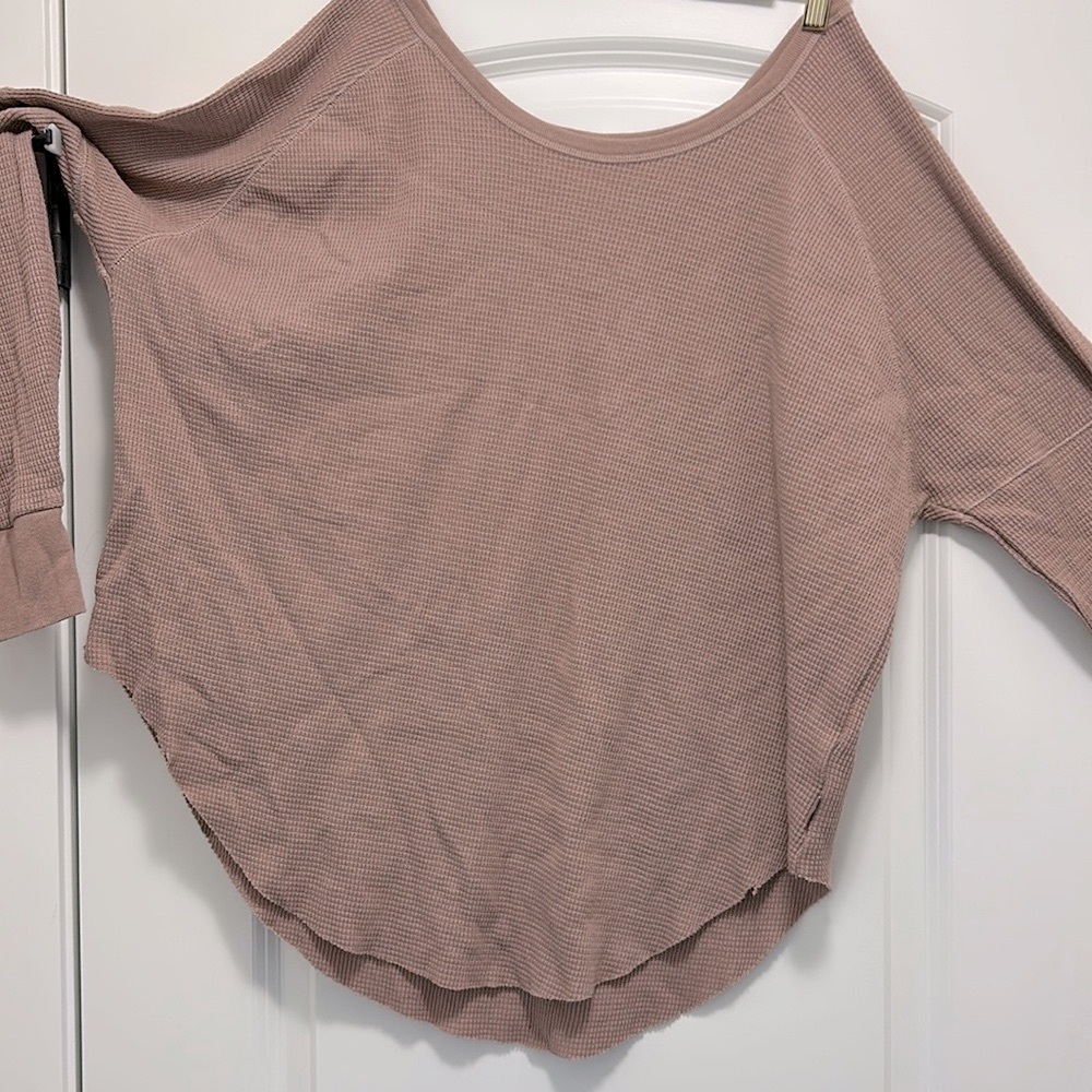 TNA Slouchy long sleeve waffle print top